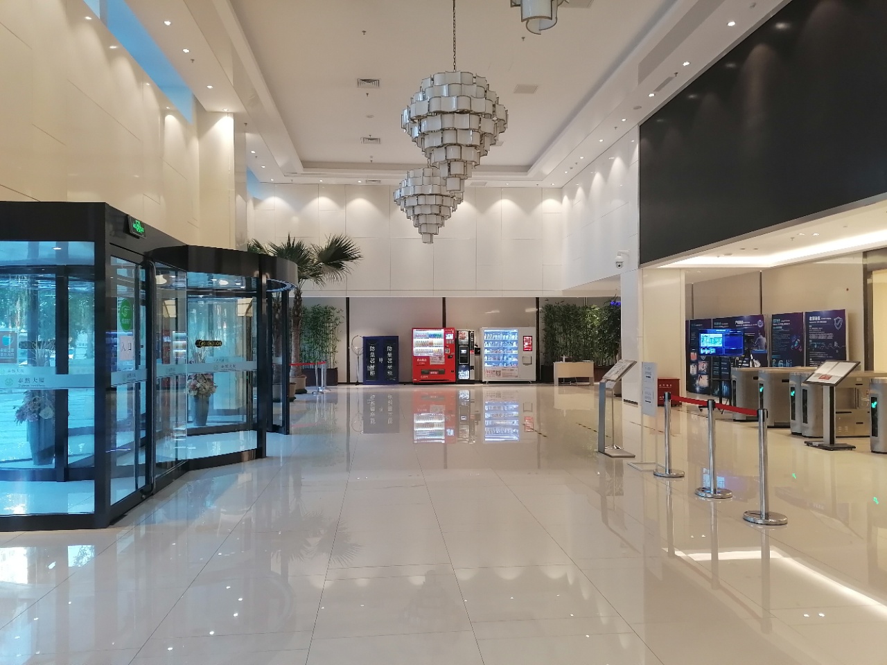 泰然大厦实拍图3